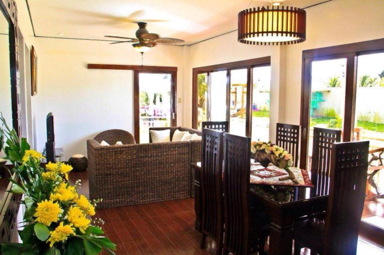 Casa De Miguelitos Ξενοδοχείο Tagaytay City Δωμάτιο φωτογραφία